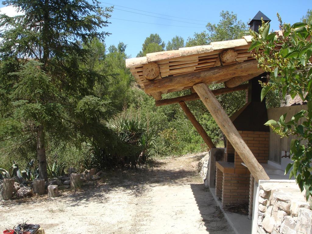 Hostal Ca L' Ermitanyo- Casa Torre Blanca Súria Exterior foto